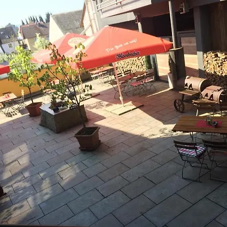 Landgasthof Zum Goldenen Loewen Moosbach (Oberpfalz)